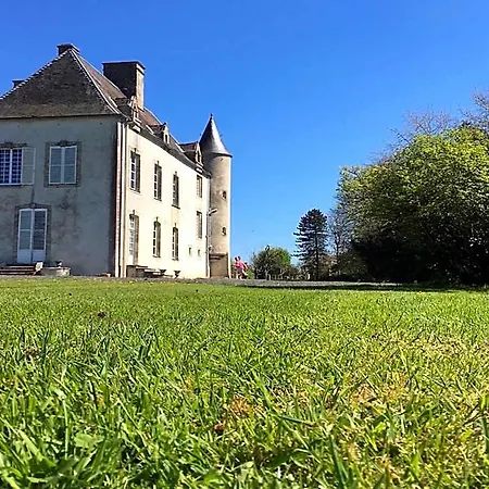 Le Chateau D'asnieres En Bessin B&B