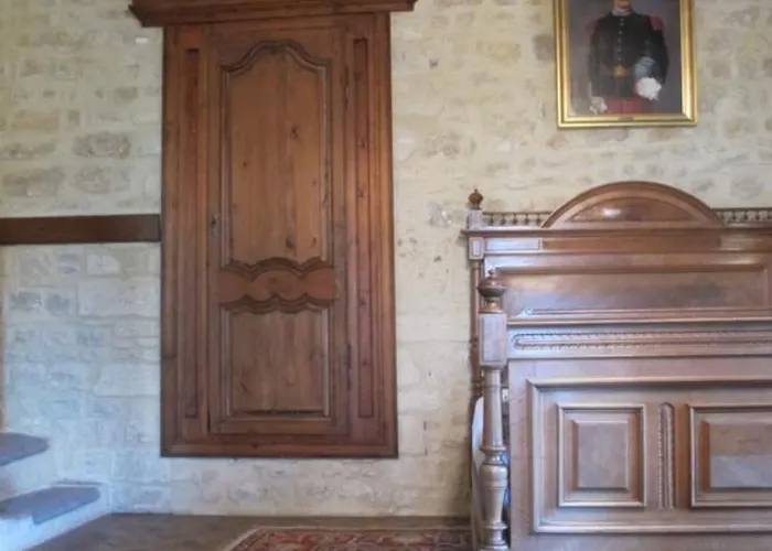 Bed & Breakfast Le Chateau D'asnieres En Bessin