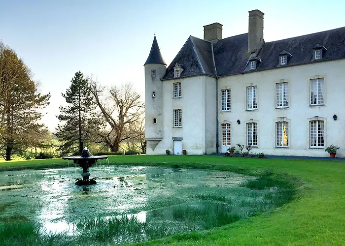 Le Chateau D'asnieres En Bessin Bed & Breakfast