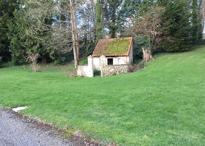 Le Chateau D'asnieres En Bessin Bed & Breakfast Asnieres-en-Bessin